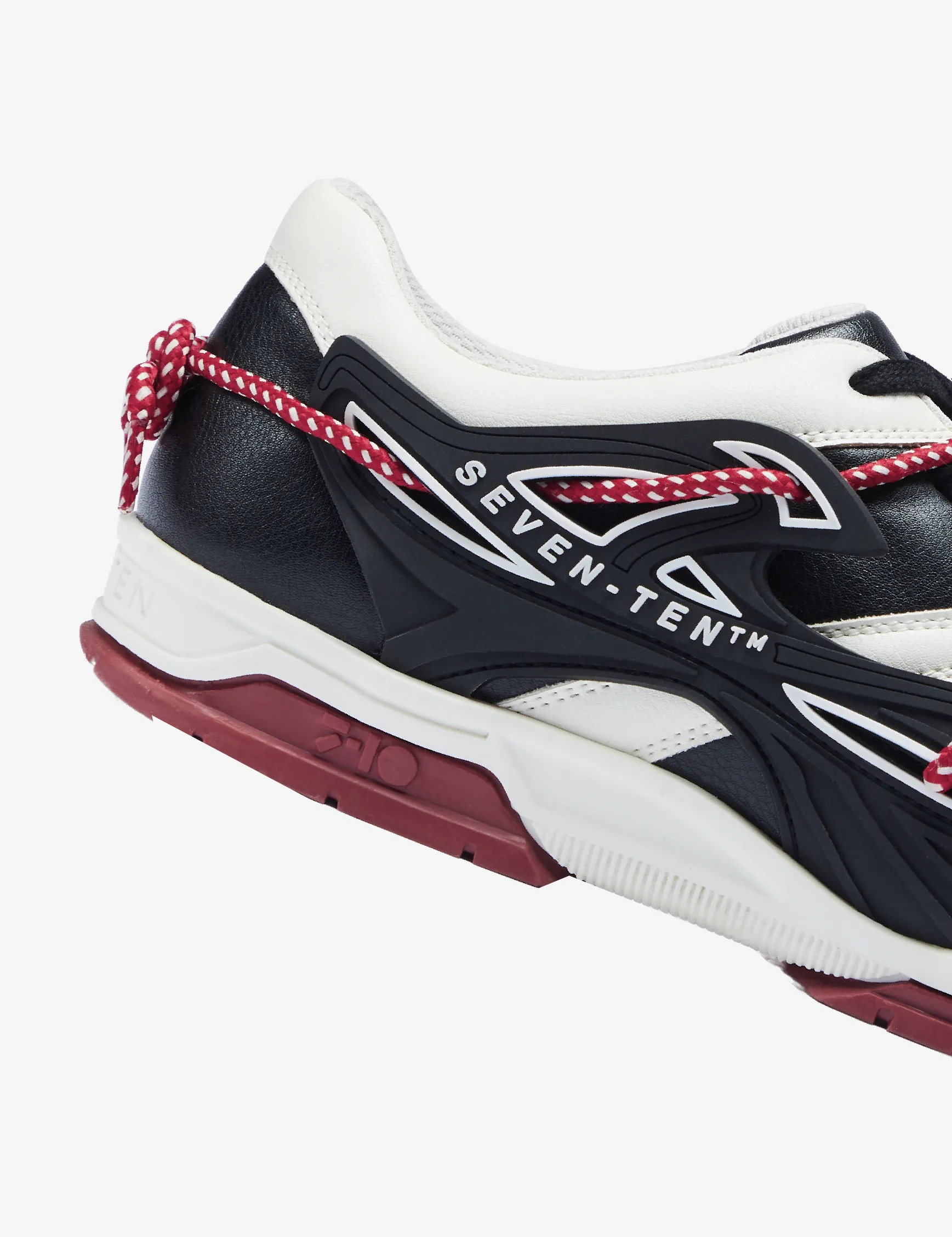 738 Deep Red Magma Low-Top Sneakers