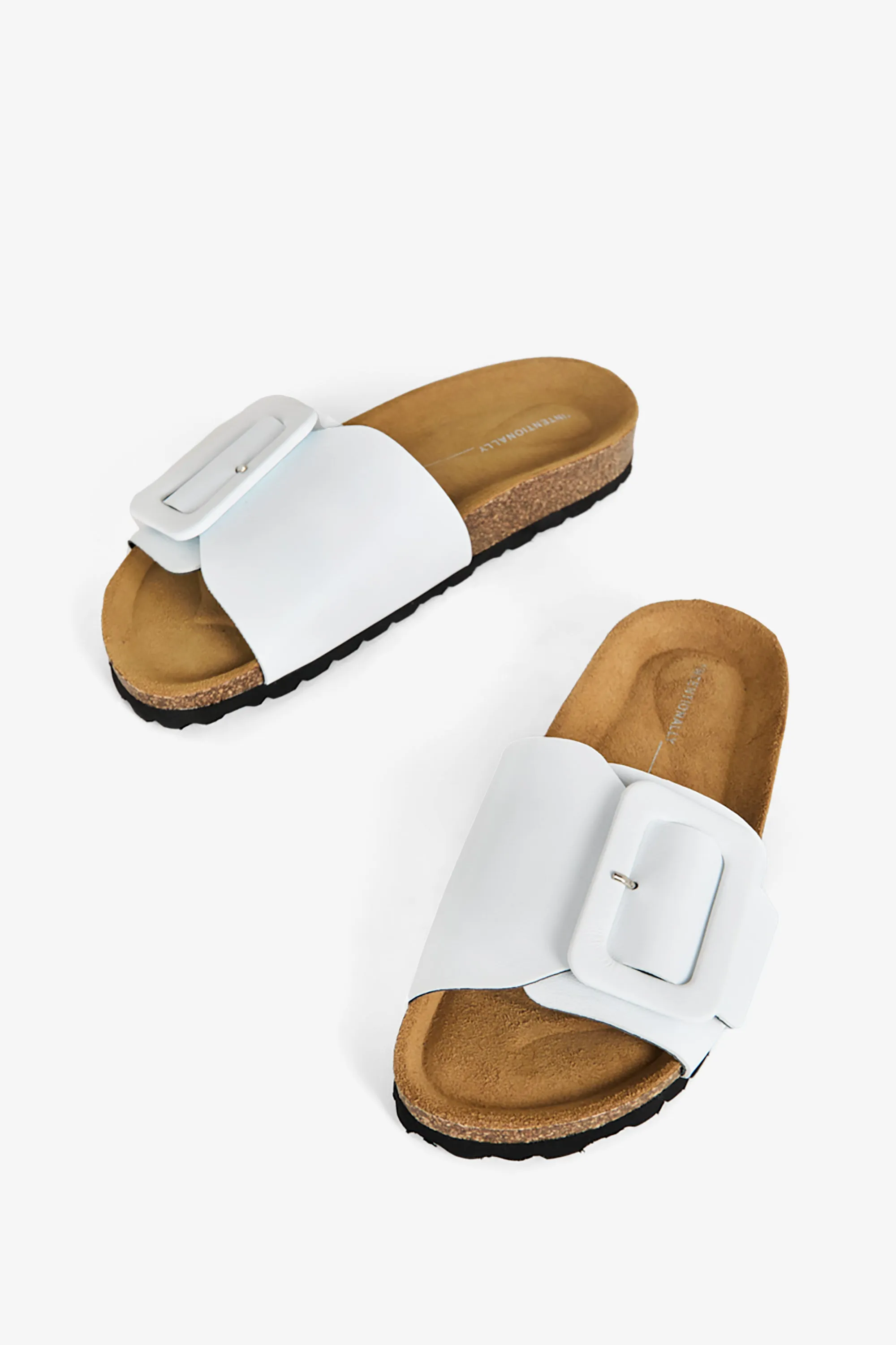 CLARICE SANDAL