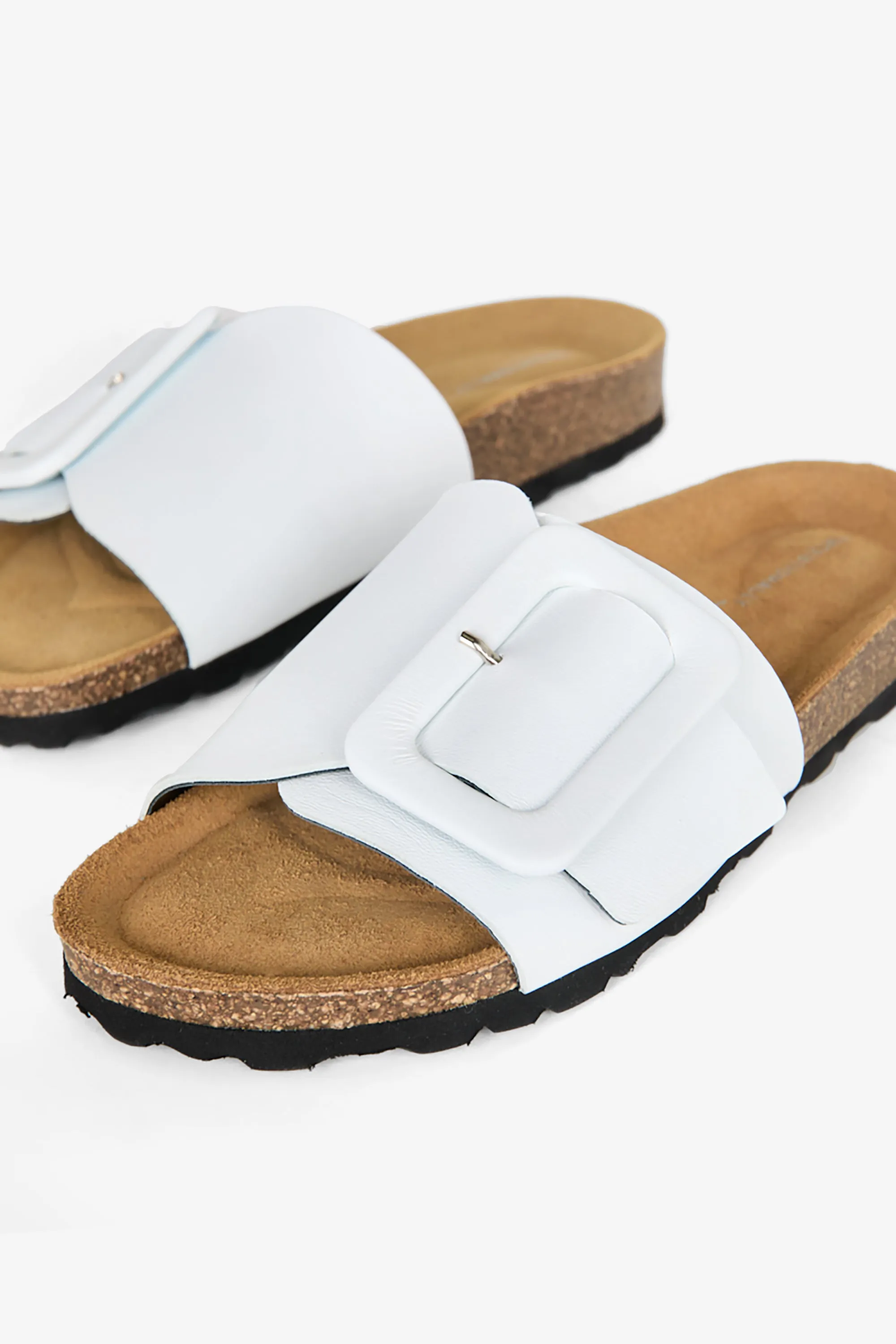 CLARICE SANDAL