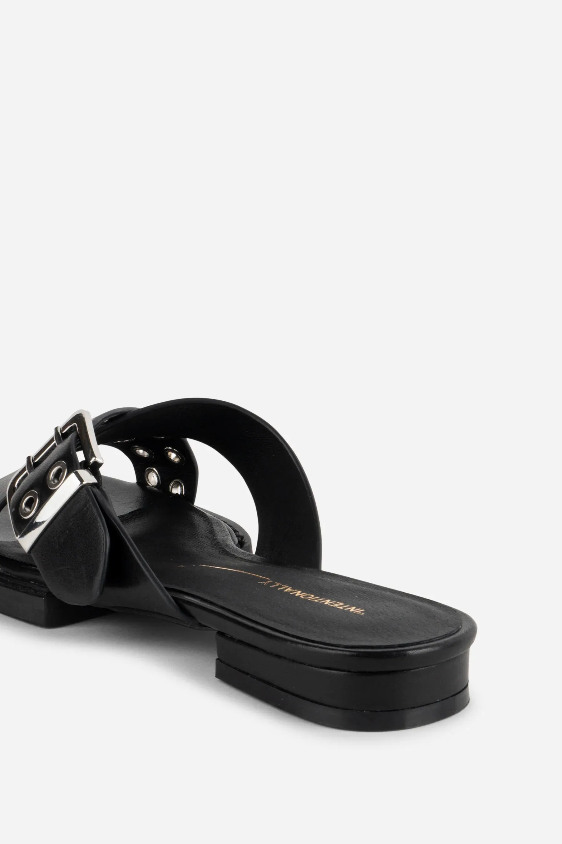 INTENTIONALLY BLANK CLIPZ STUDDED SLIDE BLACK