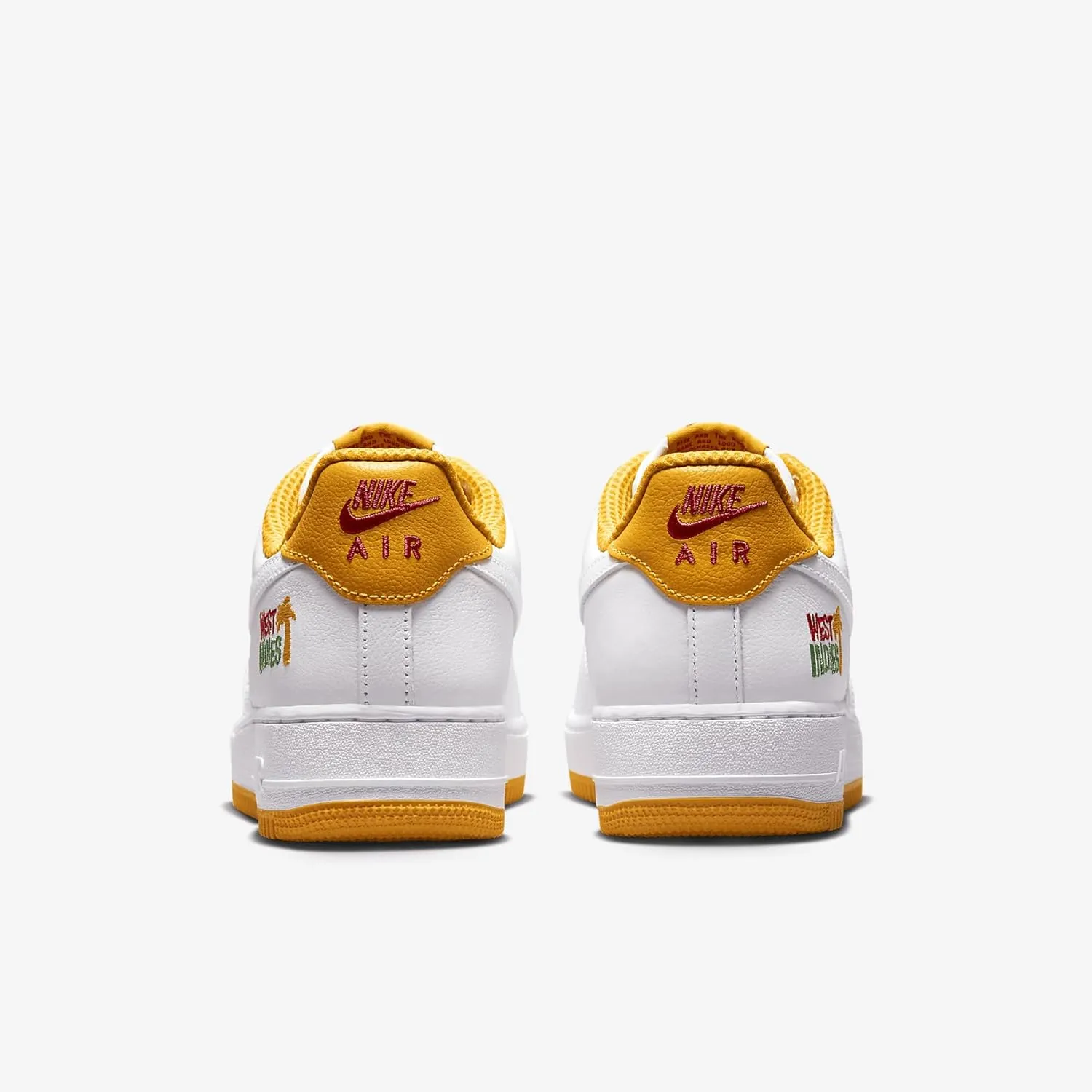 Nike Men's Low-Top Sneaker
