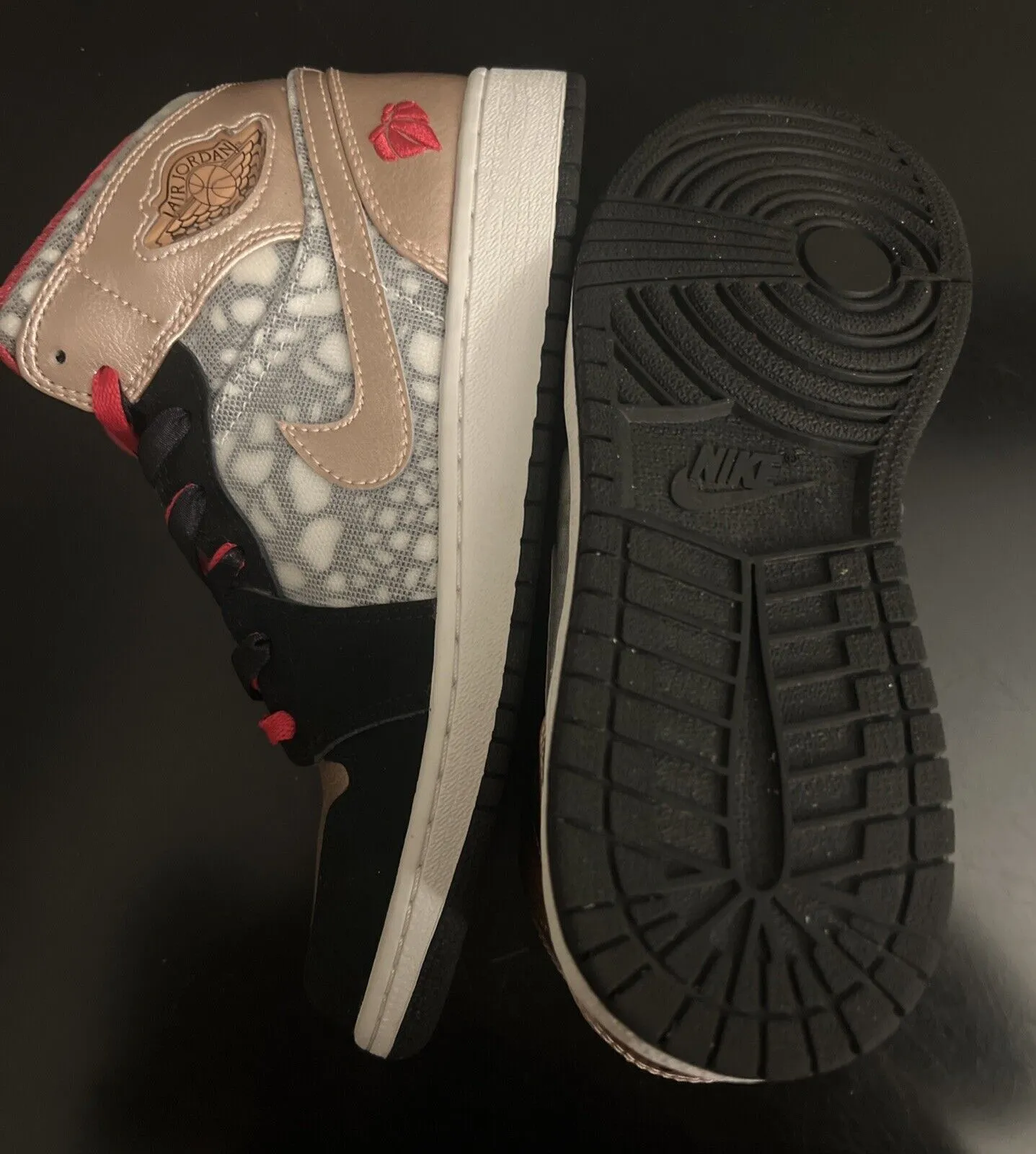 Size 6Y-Air Jordan 1 Phat GS 'Valentines Day'